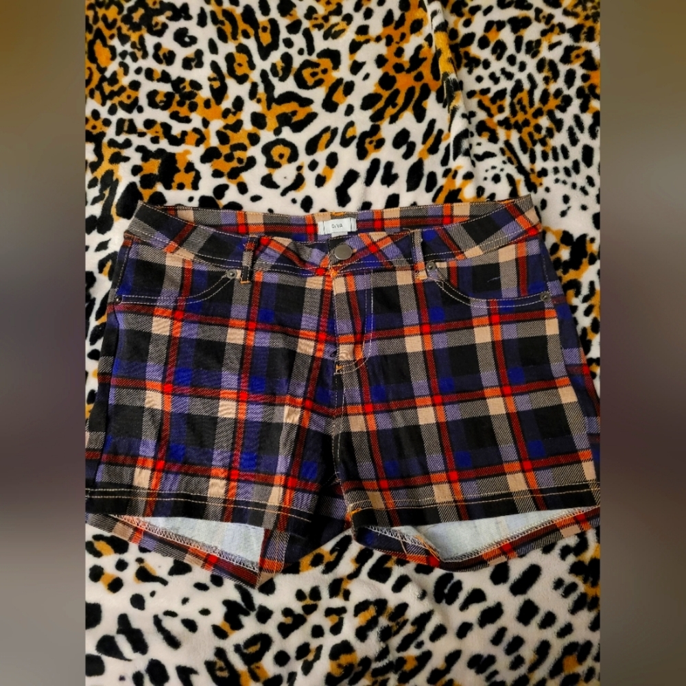 Plaid booty shorts
